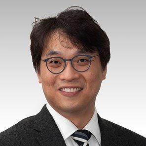 Dr Sam Park